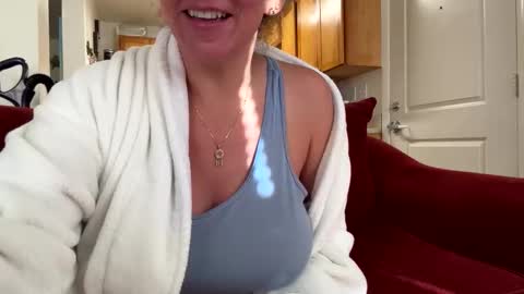 Velvet online show from December 19, 5:31 pm