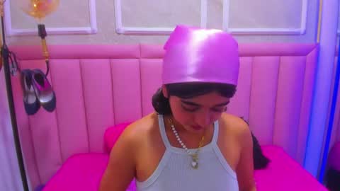 velvet_giirll online show from July 10, 3:00 am