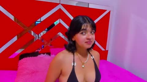 velvet_giirll online show from July 23, 2:26 pm