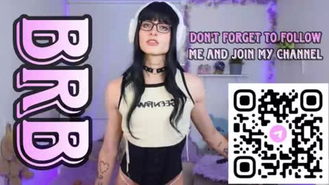 Snapshot of velvet_ludo chatting on September 17, 3:08 am Call me Ludo online show from September 17, 3:08 am