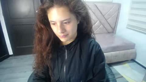 velvet_moon_v online show from October 8, 1:09 pm