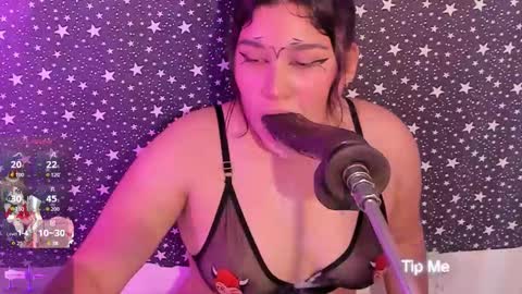 velvet_rosee_ online show from March 14, 6:46 pm