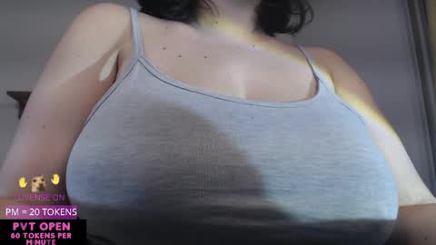 Snapshot of velvetcrystal chatting on April 30, 1:56 am Crystal PVT OPEN online show from April 30, 1:56 am