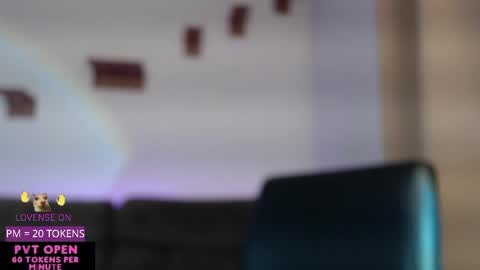Snapshot of velvetcrystal chatting on May 15, 11:45 pm Crystal PVT OPEN online show from May 15, 11:45 pm