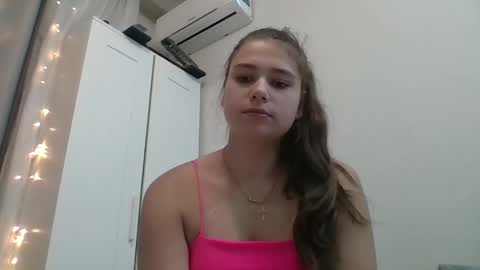 Snapshot of velveted_ivy chatting on November 14, 10:47 am velveted_ivy online show from November 14, 10:47 am