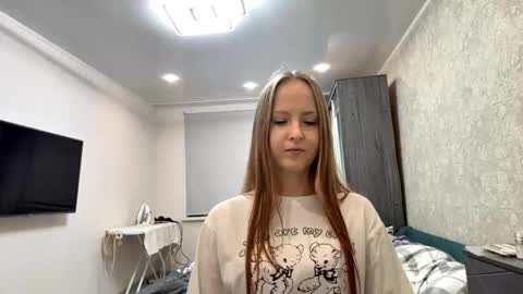 Snapshot of velvetmary chatting on November 27, 5:20 am Rachel online show from November 27, 5:20 am