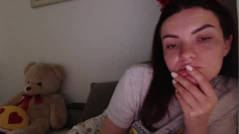 Snapshot of velvetmoon123 chatting on November 26, 7:15 pm velvetmoon123 online show from November 26, 7:15 pm