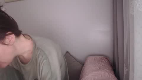 velvetmoon123 online show from December 18, 7:47 am