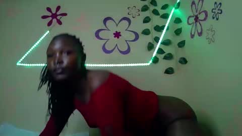 VelvetRaeli 1 online show from February 8, 7:23 am