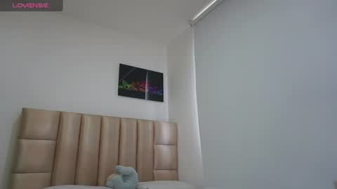 velvet online show from July 18, 8:45 pm