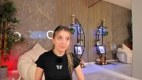 Velvet online show from May 10, 3:12 am