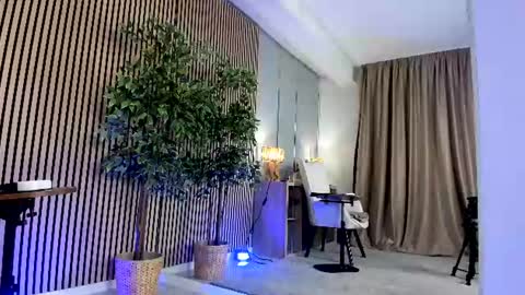 Velvet online show from July 4, 3:02 am