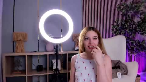 Velvet online show from July 30, 3:05 am
