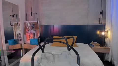 velvettease_ online show from July 24, 1:09 pm
