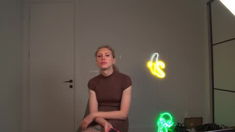 VelvetTGirl online show from March 15, 3:34 am