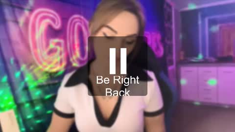 Snapshot of velvettouch4444 chatting on February 21, 10:44 pm MERYEM online show from February 21, 10:44 pm