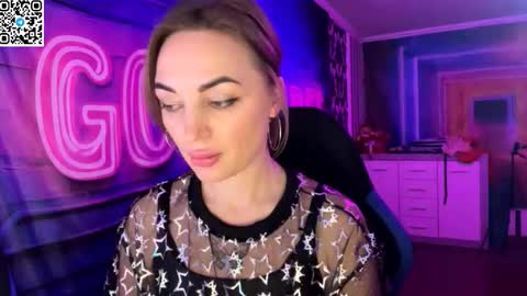 Snapshot of velvettouch4444 chatting on March 17, 8:23 pm MERYEM online show from March 17, 8:23 pm