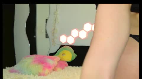 velvetvibes_ online show from March 27, 1:33 am