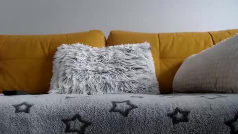 Snapshot of vendi1 chatting on February 24, 9:40 am vendi1 online show from February 24, 9:40 am