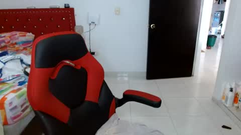venecasexy44 online show from July 31, 1:32 pm