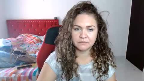 venecasexy44 online show from August 2, 3:21 pm