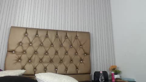 veneno hot online show from December 31, 4:25 pm