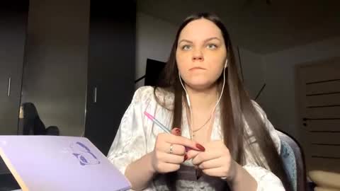 Emily online show from March 22, 9:29 pm