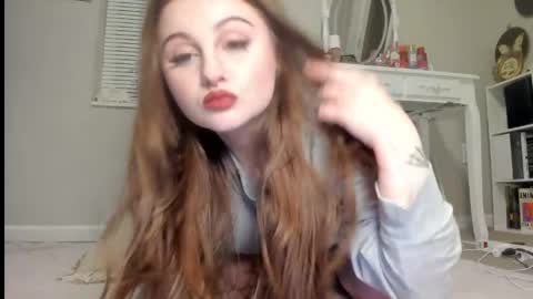 Snapshot of venicebtchh chatting on April 4, 1:59 am Harley instahailharleyy online show from April 4, 1:59 am