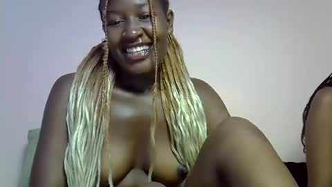 venom_kisses5050 online show from February 10, 5:00 am