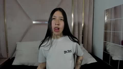 Snapshot of venurmorgan chatting on September 25, 2:54 pm venurmorgan online show from September 25, 2:54 pm