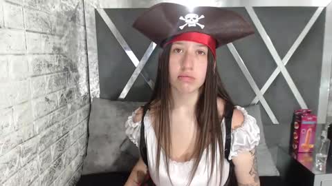 Snapshot of venurmorgan chatting on October 31, 4:19 pm venurmorgan online show from October 31, 4:19 pm