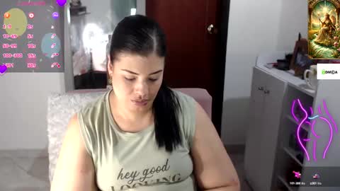 HI IM VENUS SMALL BOOBS  BIG HEART WARM PUSSY online show from October 19, 12:22 am