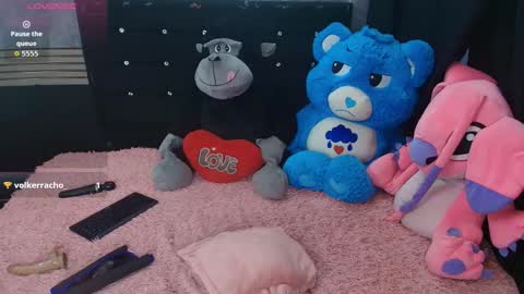 eva online show from March 9, 10:58 pm