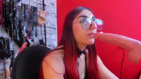 VENUS online show from July 28, 3:21 pm