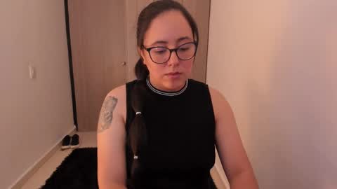 Venus online show from October 12, 6:18 pm