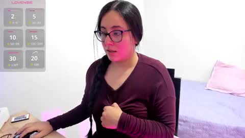 Venus online show from October 25, 10:15 pm