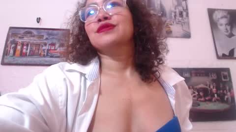 venus_lov online show from October 4, 1:09 pm