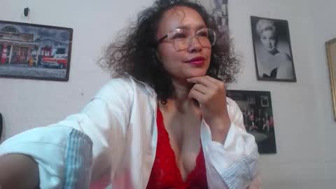venus_lov online show from October 6, 10:23 am