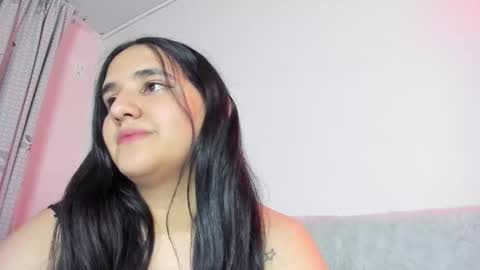 Snapshot of venus_naughty_1 chatting on October 7, 12:52 am Sofi online show from October 7, 12:52 am