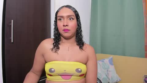 Luisa online show from December 17, 1:38 pm