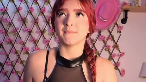 venus_velvett online show from May 31, 3:30 pm