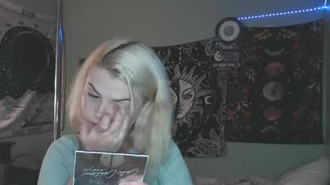 Miss Venus online show from October 22, 11:59 pm