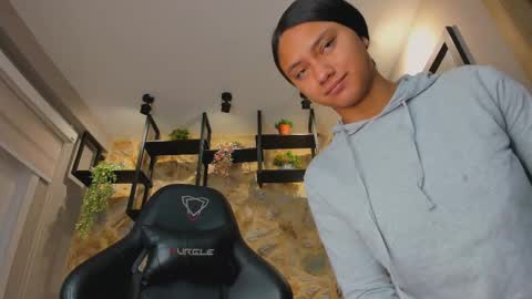 Venus Blazer  online show from November 4, 11:09 am