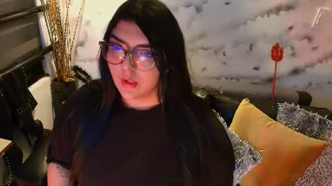 Venus Clark online show from June 15, 3:42 am