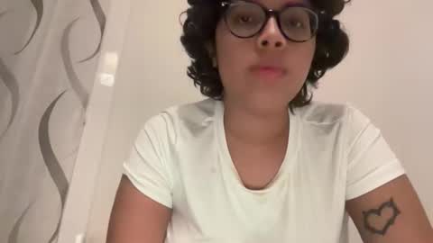 Snapshot of venusdeper chatting on October 17, 10:45 pm venusdeper online show from October 17, 10:45 pm