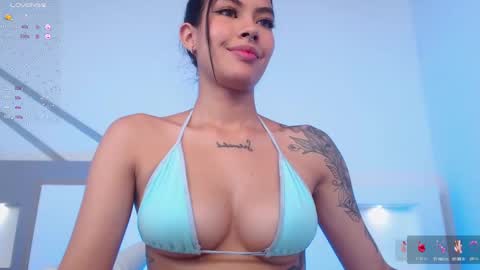 Snapshot of venusevans1 chatting on January 13, 11:27 pm Venus Evans online show from January 13, 11:27 pm