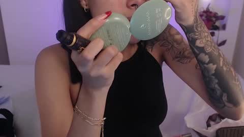 Snapshot of venusevans1 chatting on February 10, 9:15 pm Venus Evans online show from February 10, 9:15 pm