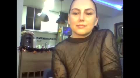 VENUSINA07 online show from October 17, 5:10 am