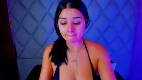 Snapshot of venusowen_ chatting on October 8, 1:31 pm Venusowen  online show from October 8, 1:31 pm