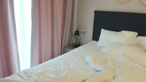 Violetta  online show from December 18, 3:45 am